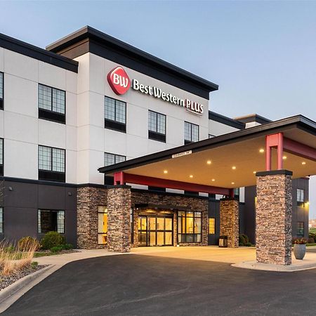 Best Western Plus New Richmond Inn & Suites Exterior foto